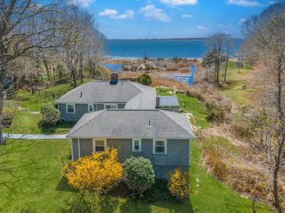 3 Woodlawn Ave