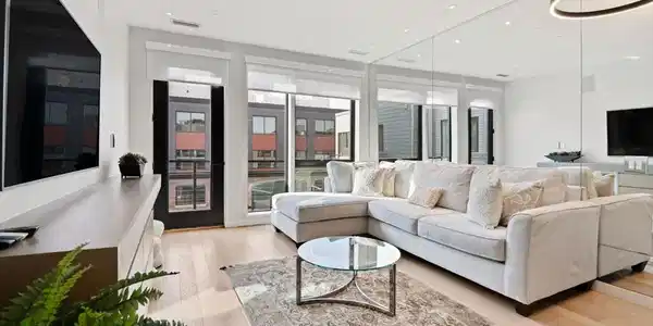 45 W 3rd Street
