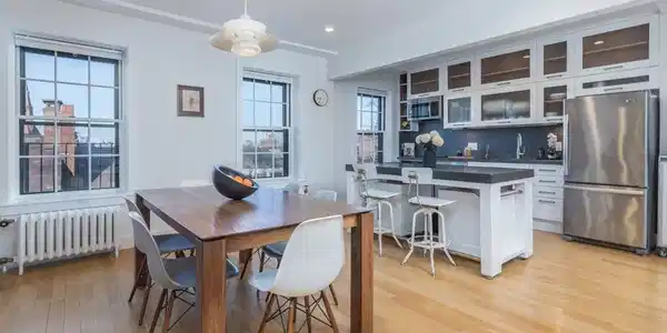 21 W Cedar St