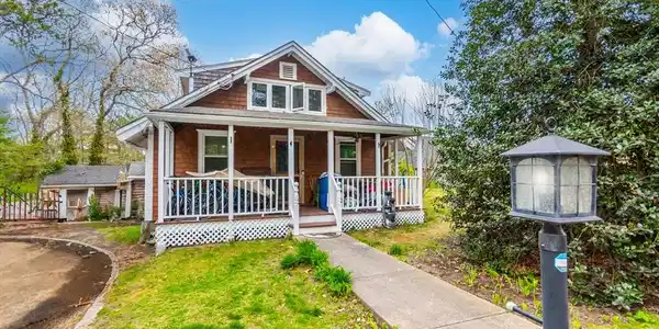 4 Hillcrest Rd