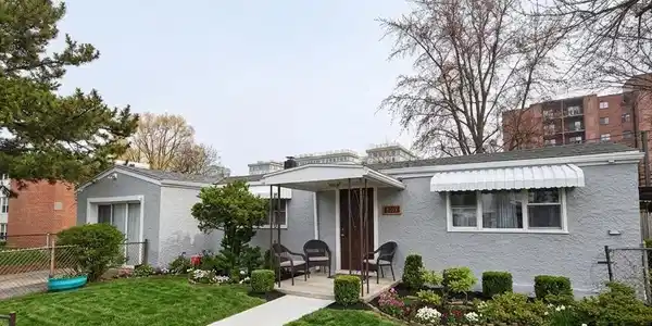 2 Porter Ave