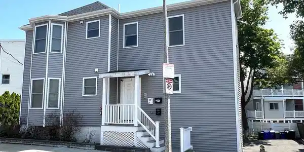 12 Ashley Street