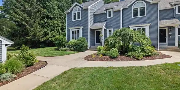 56 Bay Farm Rd