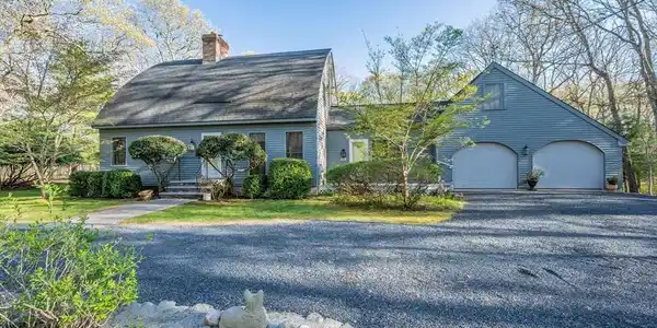 6 Pequaw Honk Dr