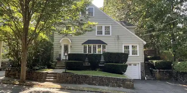 80 Fuller Ave.