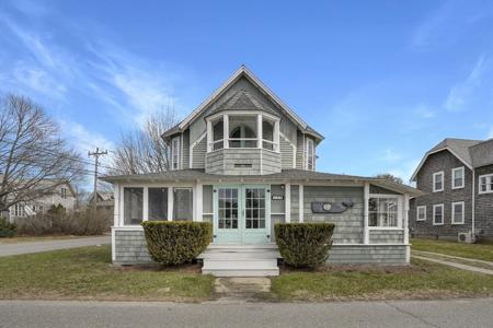 35 Tuckernuck Ave