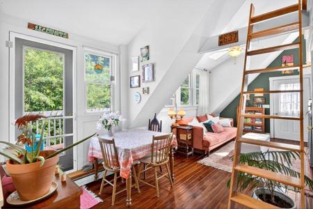 4 Highland Road