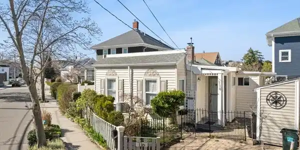116 Rawson Rd