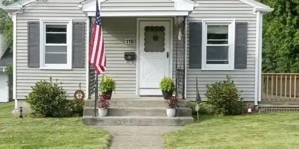 118 Randolph Ave
