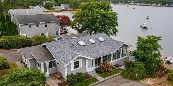 26 Grandview Avenue