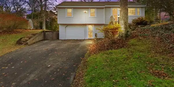 8 Observatory Ln