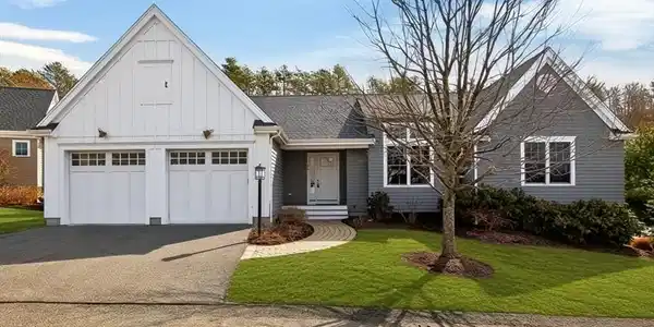 73 Seton Highlands