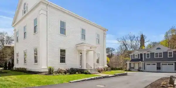 64 Pleasant Street
