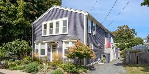 5 Rocky Neck Ave