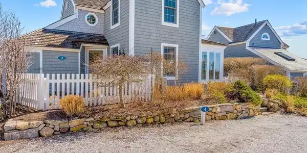 4 Vineyard View Lane