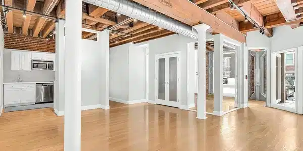343 Commercial St