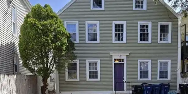 26 Essex St
