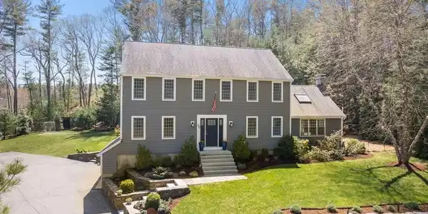 70 Cross Creek Ln