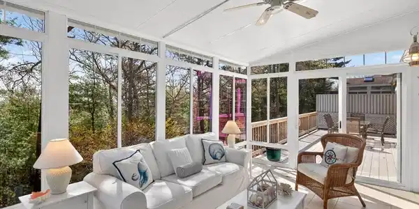 2 Madison Reach