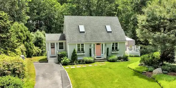 7 Cachalot Lane
