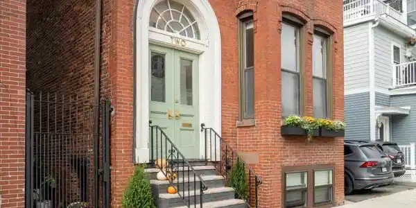 2 Vinton St