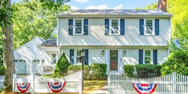 40 North Hill Drive