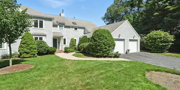 32 Bay Farm Rd