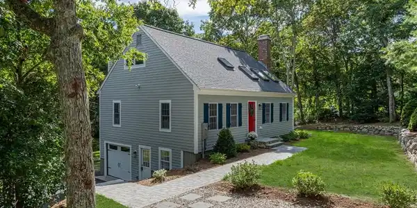 117 Stanhope Rd