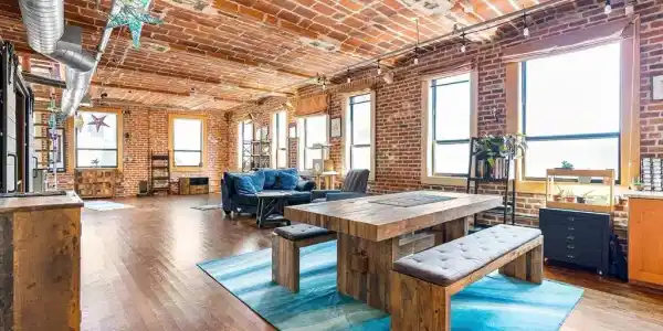 121-123 Beach St