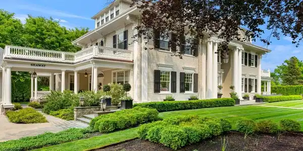 4 Cobb Avenue