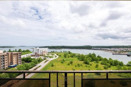 73 Broad Reach