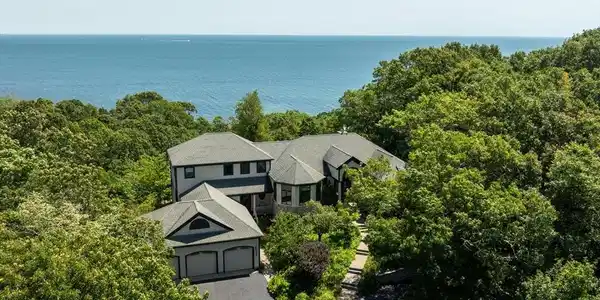 322 R Center Hill Rd