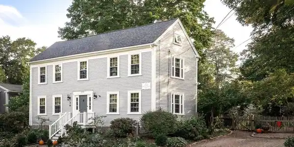 269 Hale