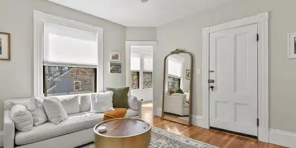 83 Pleasant St