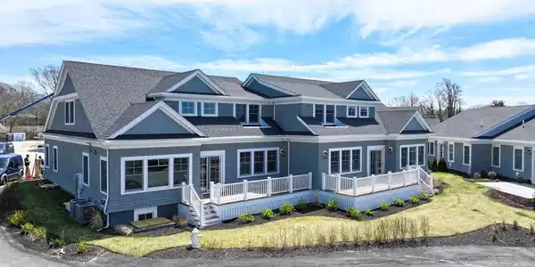 533 Woods Hole Rd