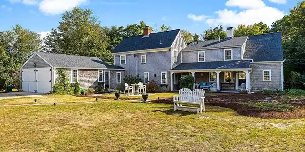 44 Cove Rd