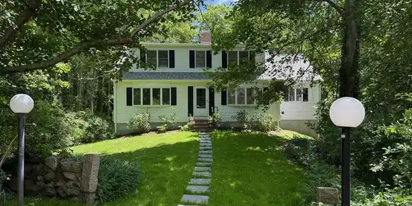 506 Woods Hole Road