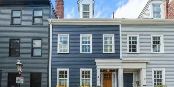 22 Pleasant Street
