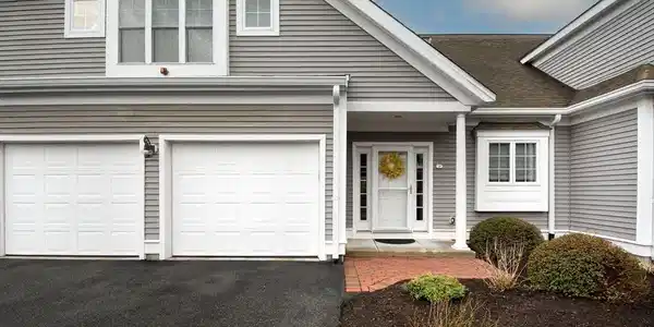 21 Maple Lane