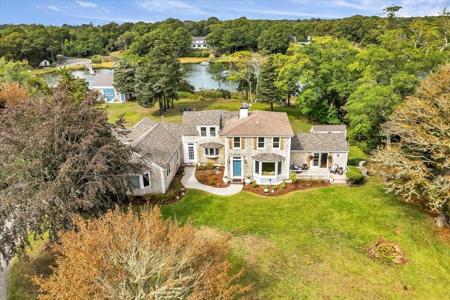 66 Tides End Ln