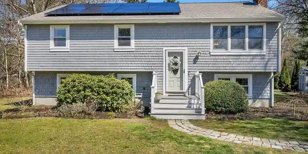 16 Grace Ct