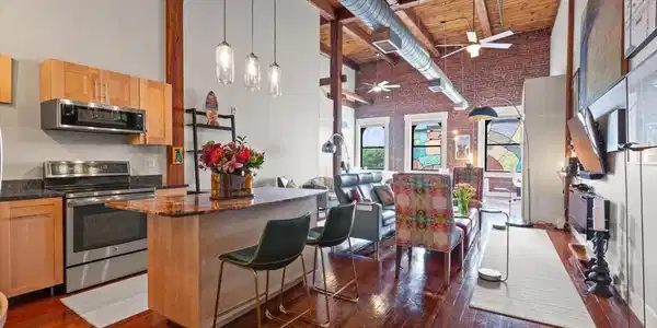 49 Munroe St
