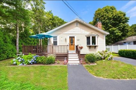 10 Harborview Dr