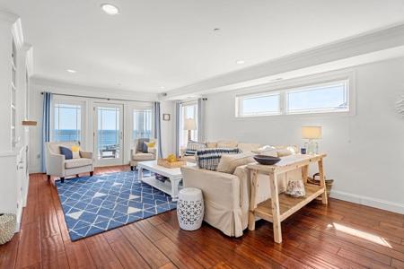 21 Atlantic Ave