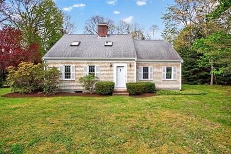 10 Hathorne Lane