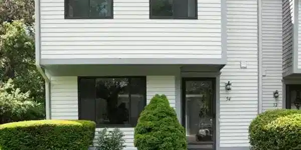 54 Chestnut Circle