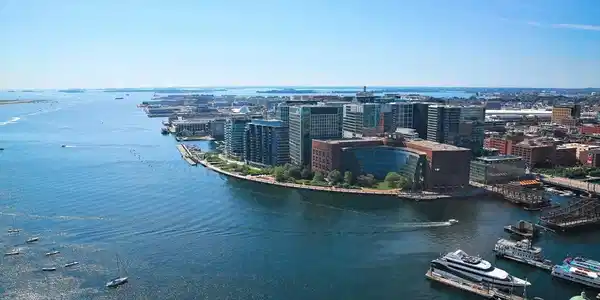 85 E India Row