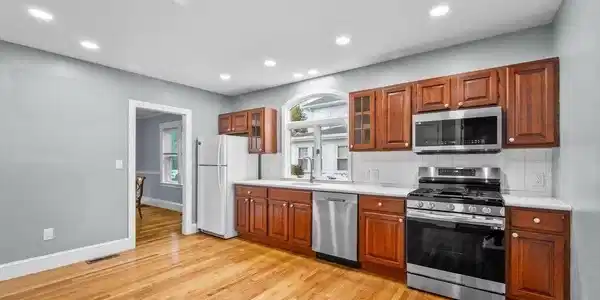 25 Tedesco St