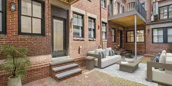 33-35 Bowdoin Street