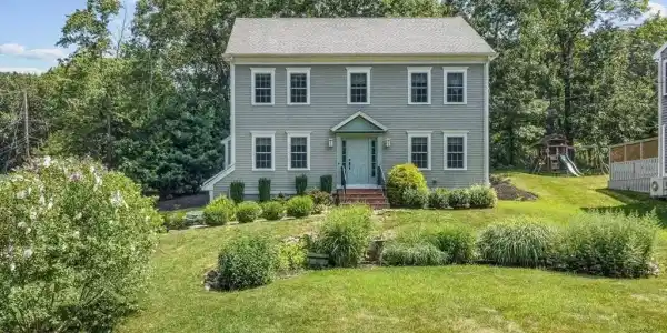 43 Birch Rd